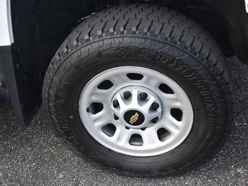 Used 2018 Chevrolet Silverado 3500 W/T w/ WT Convenience Package AWD/4WD image 11