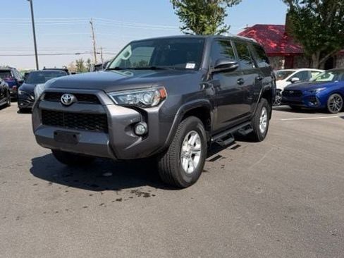 Used 2018 Toyota 4Runner SR5 Premium AWD/4WD image 7
