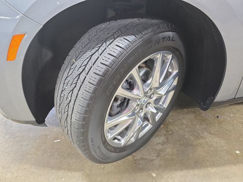 Used 2023 Buick Enclave Essence w/ Experience Buick Package AWD/4WD image 33