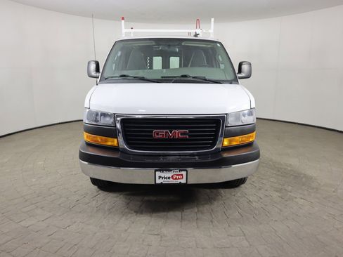 Used 2020 GMC Savana 2500 w/ Driver Convenience Package image 2