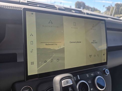 New 2026 Land Rover Defender 110 X-Dynamic SE AWD/4WD image 27