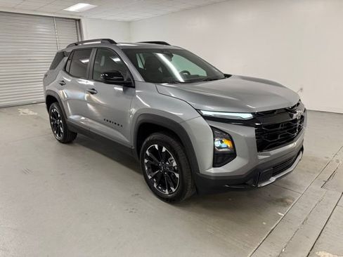New 2026 Chevrolet Equinox RS image 3