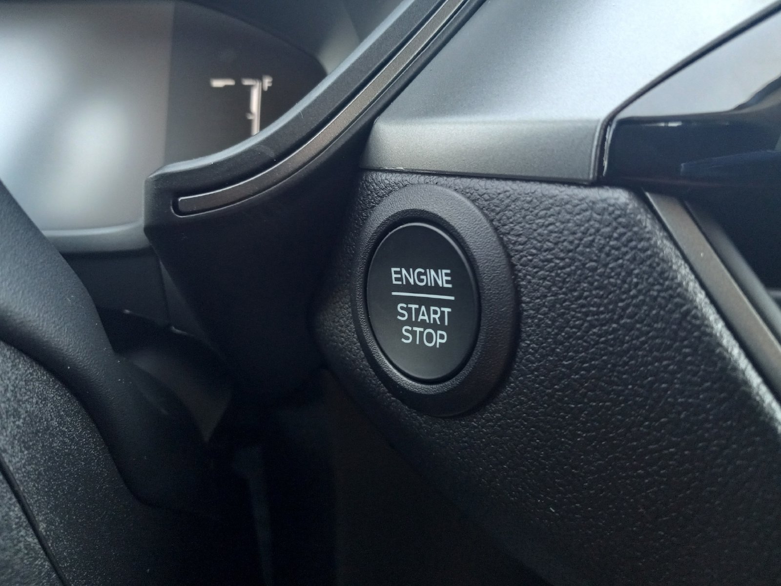 Used 2026 Ford Escape Active AWD/4WD image 18