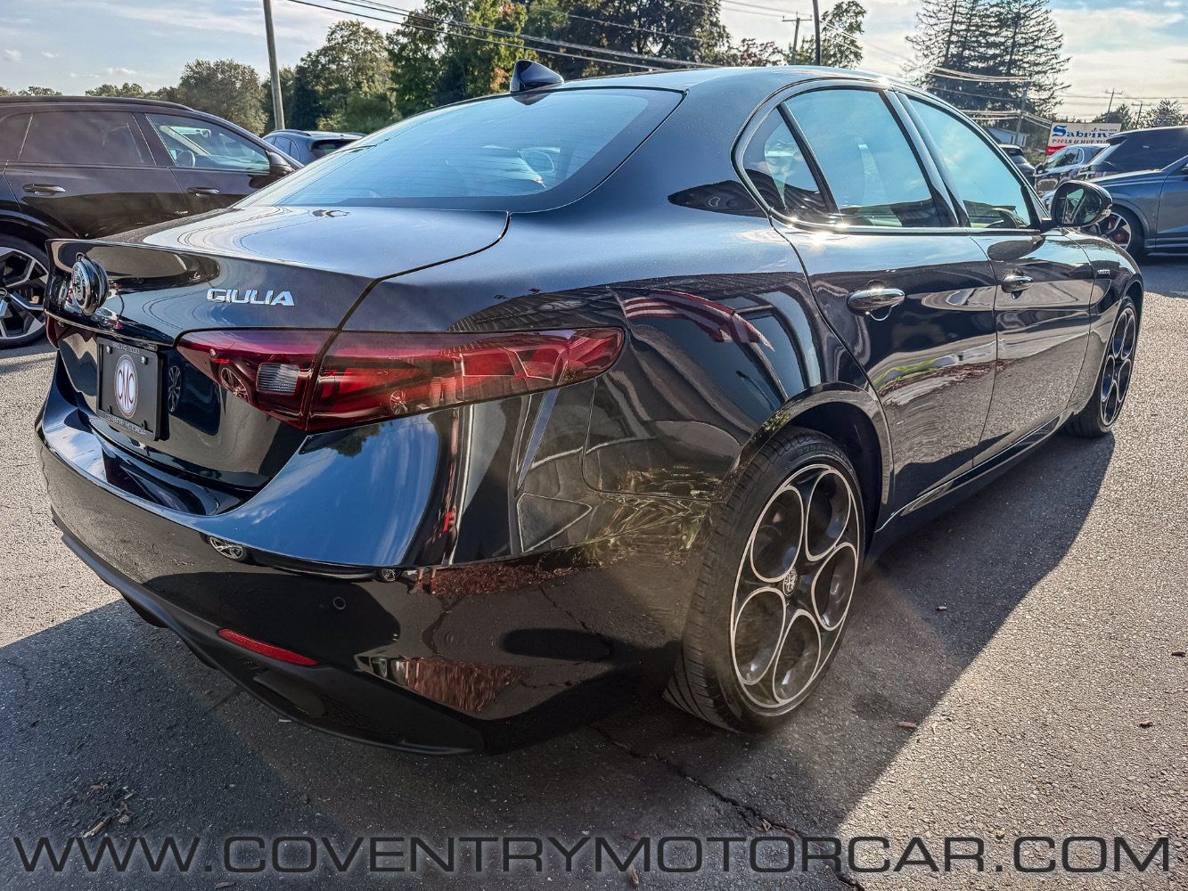 Used 2022 Alfa Romeo Giulia Veloce AWD/4WD image 5