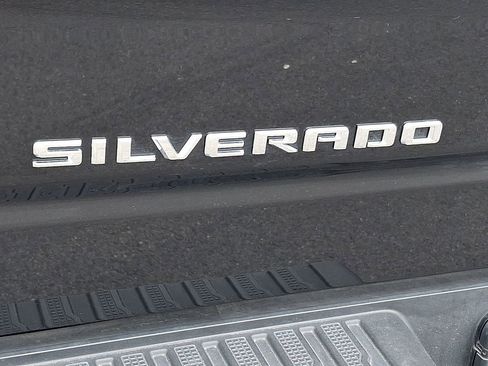 Used 2021 Chevrolet Silverado 1500 LT w/ Bed Protection Package AWD/4WD image 31