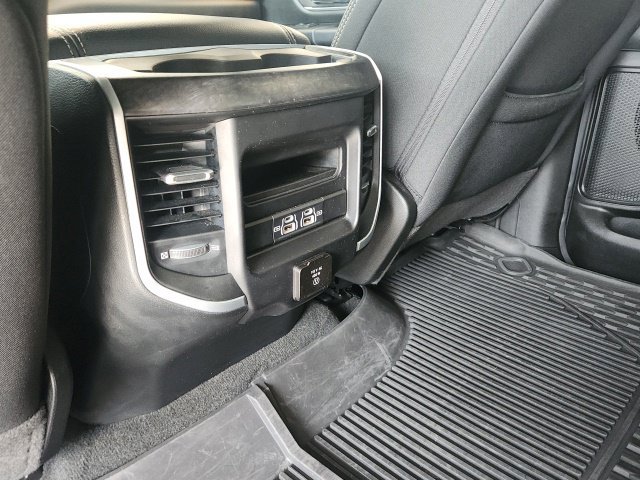 Used 2022 RAM 1500 Big Horn AWD/4WD image 18