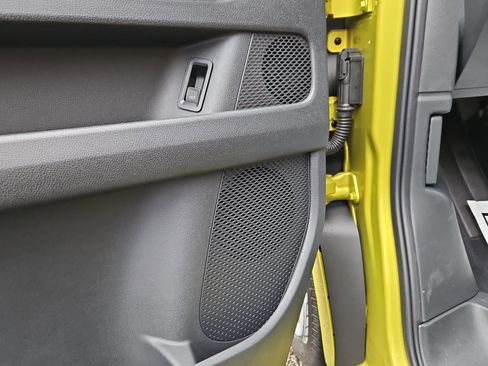 New 2025 Volkswagen ID. Buzz Pro S Plus image 11