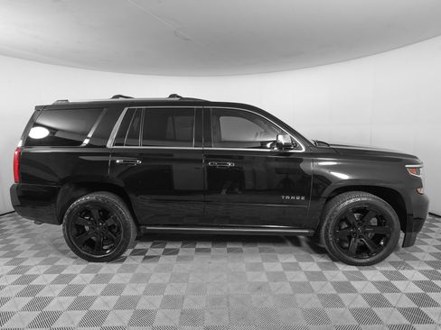 Used 2019 Chevrolet Tahoe Premier w/ Premier Plus Edition AWD/4WD image 3