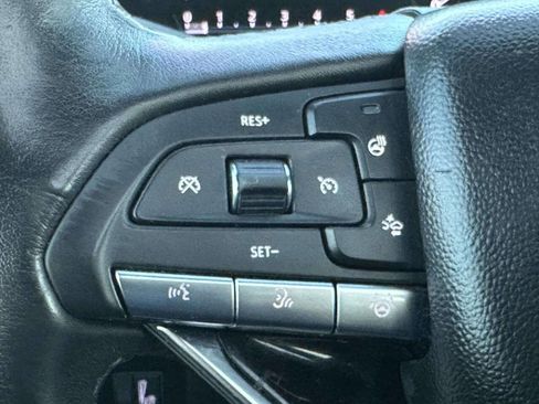 Used 2024 Cadillac Escalade Sport image 19