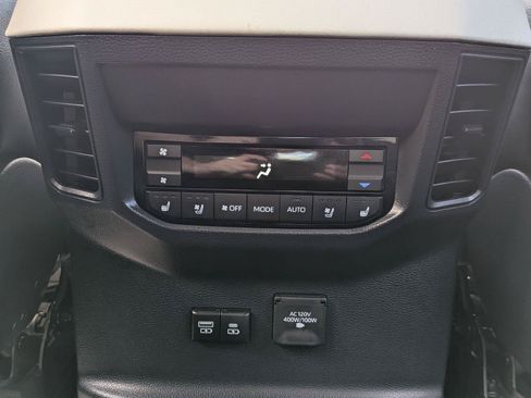 Used 2023 Toyota Sequoia Capstone AWD/4WD image 22