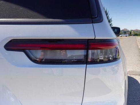 New 2026 Jeep Grand Cherokee L 4WD image 6