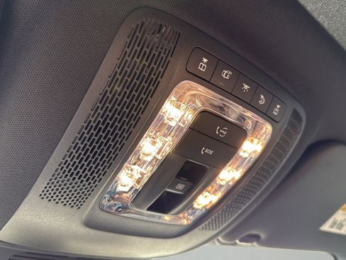 Used 2024 Mercedes-Benz GLS 450 4MATIC image 22
