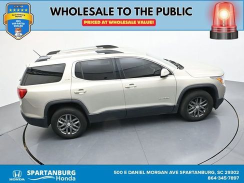 Used 2017 GMC Acadia SLE image 36