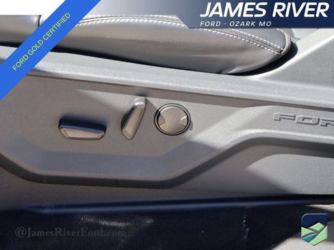 Certified 2025 Ford Expedition Max Platinum image 25