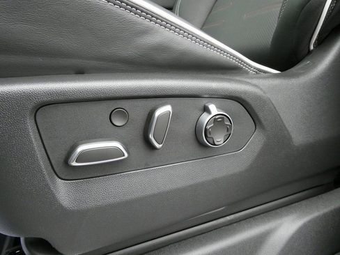 Certified 2026 GMC Sierra 1500 AT4X AWD/4WD image 29