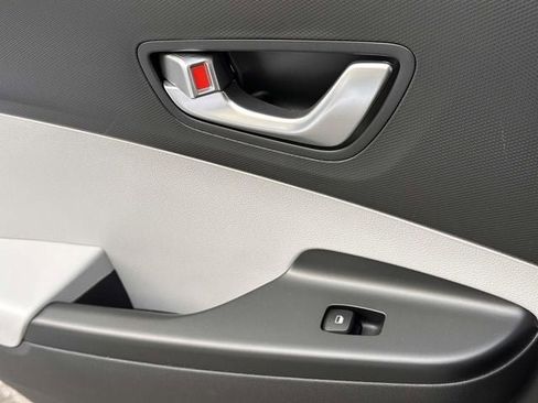 Used 2023 Hyundai Kona SEL w/ Convenience Package image 25