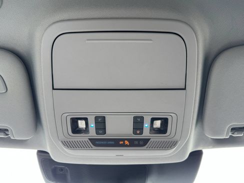 Used 2022 Ford Explorer Limited AWD/4WD image 53