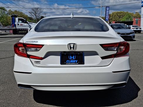 Used 2019 Honda Accord LX image 5