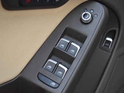 Used 2014 Audi A4 2.0T Premium Plus w/ Premium Plus Package image 9