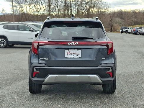 Certified 2025 Kia Seltos SX w/ SX Sunroof Package image 5