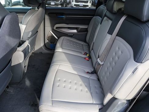 New 2026 Kia EV9 Wind AWD/4WD image 11