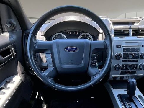 Used 2010 Ford Escape XLT FWD image 8
