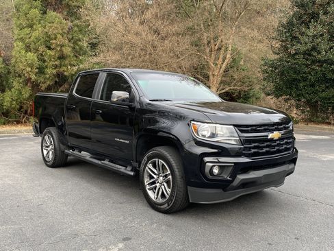 Used 2021 Chevrolet Colorado LT w/ LT Convenience Package image 2