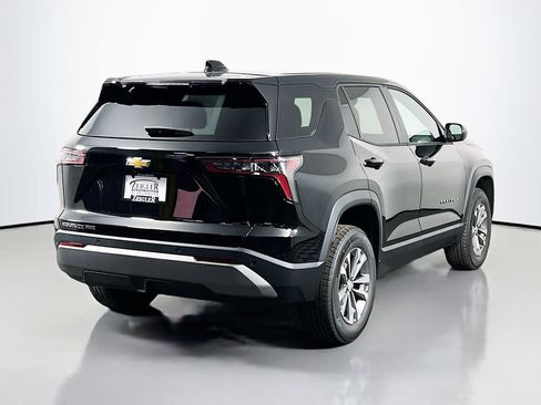New 2026 Chevrolet Equinox LT w/ Convenience Package II AWD/4WD image 5