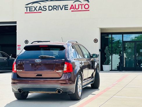 Used 2012 Ford Edge SEL FWD image 10
