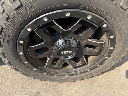 Used 2022 Toyota 4Runner TRD Sport RWD image 12