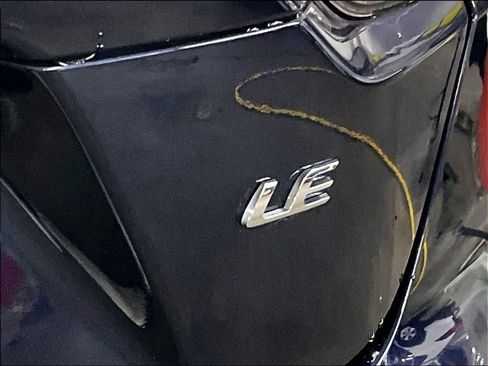 Used 2024 Toyota Corolla LE image 27