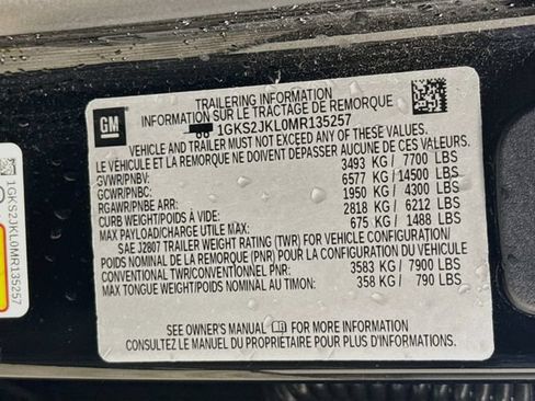 Used 2021 GMC Yukon XL Denali w/ Denali Premium Package AWD/4WD image 34