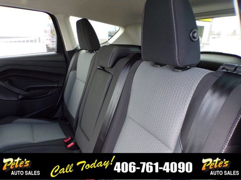 Used 2018 Ford Escape SE image 13