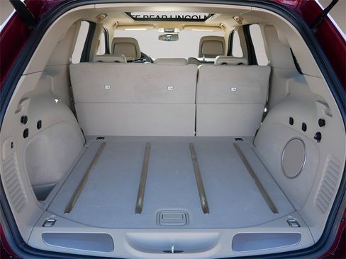 Used 2014 Jeep Grand Cherokee Overland w/ Advanced Technology Group image 12