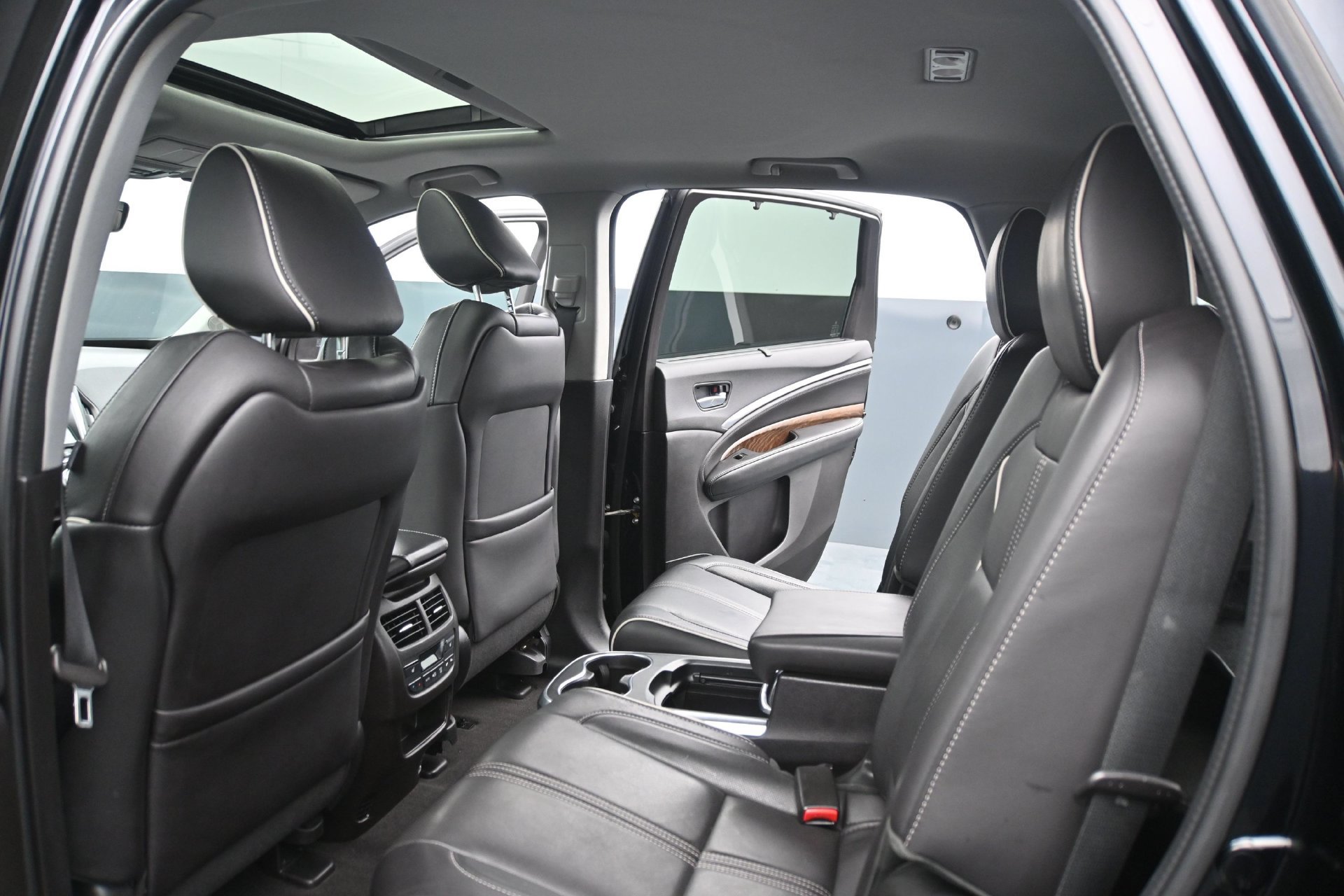 Used 2019 Acura MDX w/ Advance Package AWD/4WD image 17