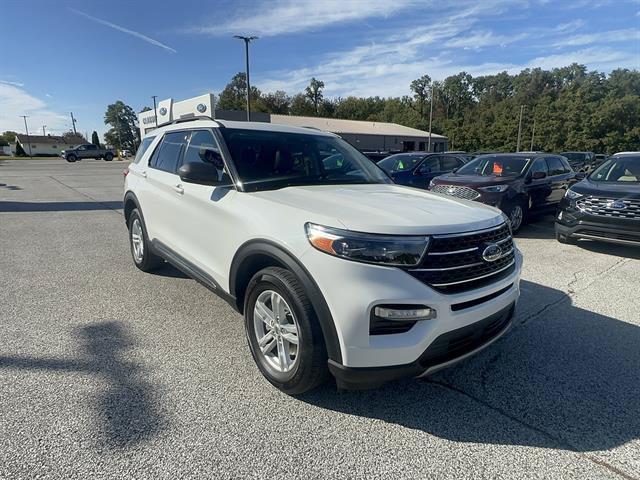 Certified 2023 Ford Explorer XLT w/ Equipment Group 202A AWD/4WD image 10