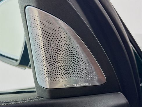 Used 2025 BMW X7 M60i image 19