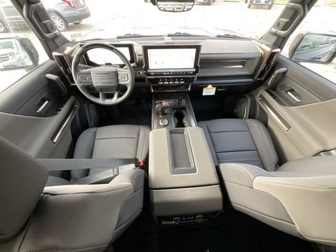 New 2025 GMC Hummer EV 2X image 33
