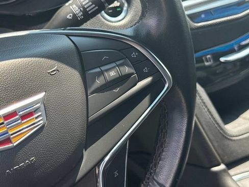 Used 2023 Cadillac XT5 Luxury FWD image 31