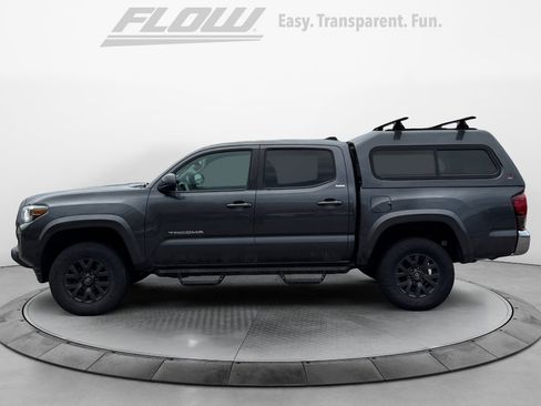 Used 2023 Toyota Tacoma SR5 AWD/4WD image 4