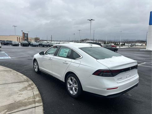 New 2026 Honda Accord LX image 6