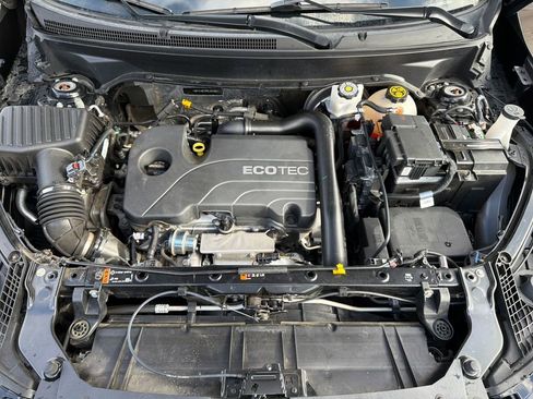 Certified 2022 GMC Terrain SLE w/ Driver Convenience Package image 25