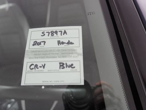 Used 2017 Honda CR-V LX image 36