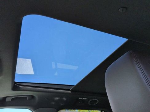 New 2026 Ford Explorer Platinum image 21