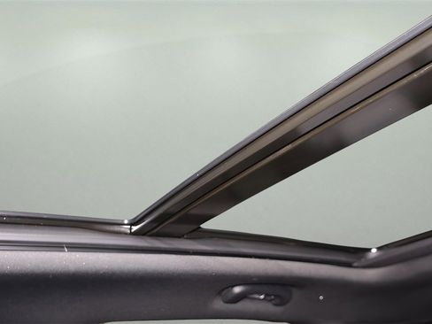 Used 2024 Cadillac XT4 Sport image 28