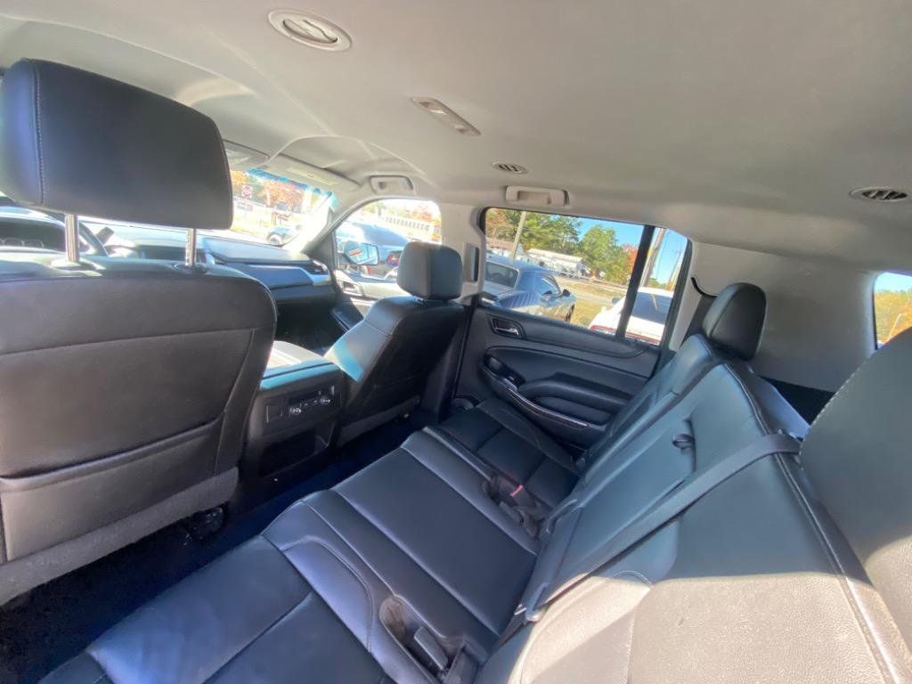 Used 2018 Chevrolet Suburban LT AWD/4WD image 12