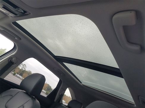 New 2026 Kia Sorento S w/ S Panoramic Sunroof Package image 10