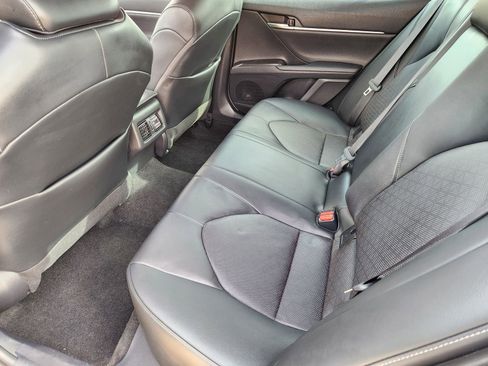 Used 2022 Toyota Camry XSE image 33