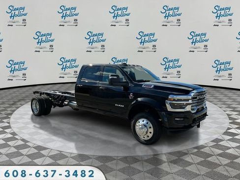 New 2026 RAM 5500 4x4 Crew Cab w/ Laramie Trim Package image 3