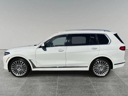 Used 2022 BMW X7 xDrive40i AWD/4WD image 3